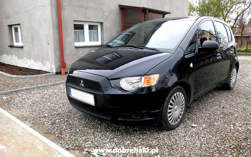 Montaż haka holowniczego Mitsubishi Colt