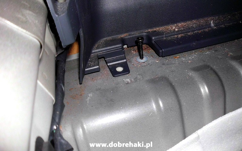 montaż haka holowniczego Mitsubishi Colt